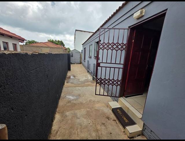 3 BEDROOM HOUSE FOR SALE IN THE ORCHARDS